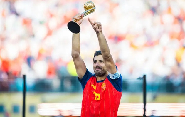 Rodri từ chối Real Madrid để gia nhập Barcelona trong bước ngoặt lịch sử hè 2026