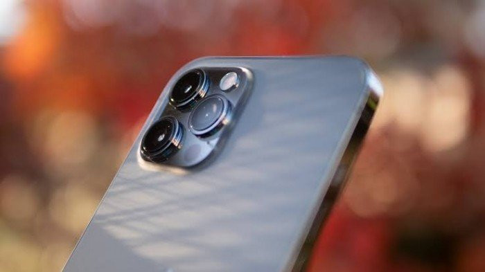 So sánh iPhone 12 Pro Max, iPhone 14 Plus và iPhone 16e cho học sinh sinh viên