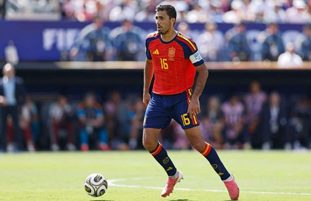 Barcelona đạt thỏa thuận 55 triệu euro để chiêu mộ tiền vệ Rodri trực tiếp từ Man City