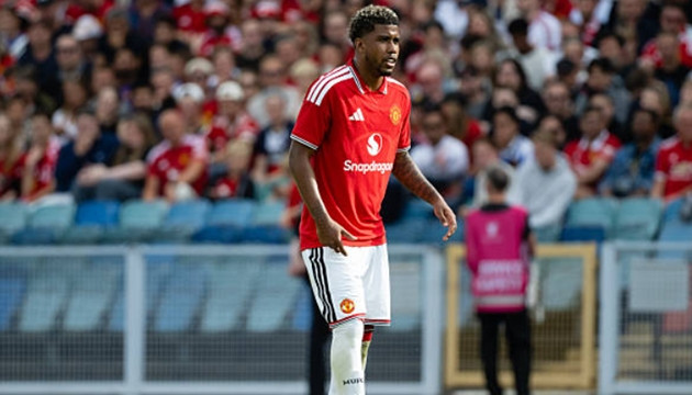Andrey Santos giúp Man United giải bài toán số 6 thay Casemiro trước thềm mùa giải mới 2026