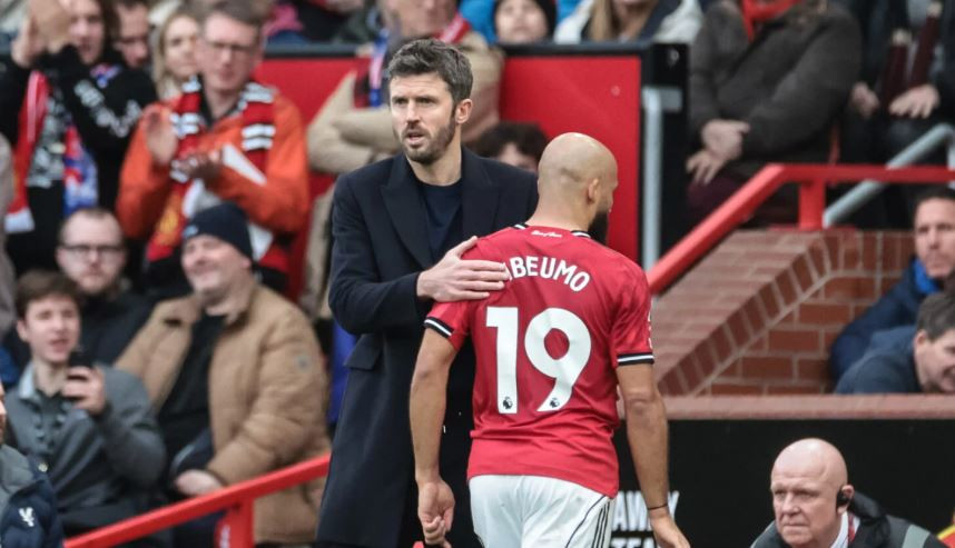 Cú huých chiến thuật giúp Michael Carrick giải phóng Amad Diallo và kích hoạt Mbeumo ở MU
