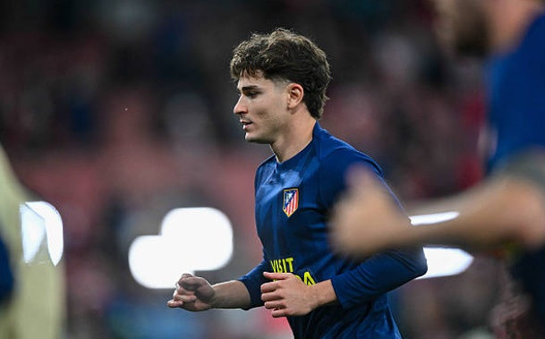 Julian Alvarez gặp bế tắc tại Atletico Madrid: Tiền lệ pháp lý mở đường gia nhập Barcelona