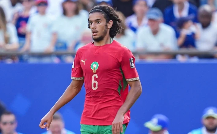 Man City tiến gần Ayyoub Bouaddi: Lời giải cho bài toán mỏ neo của HLV Enzo Maresca