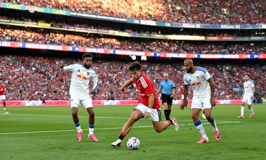 Harry Amass tỏa sáng trước Leeds giúp Manchester United tiết kiệm ngân sách chuyển nhượng