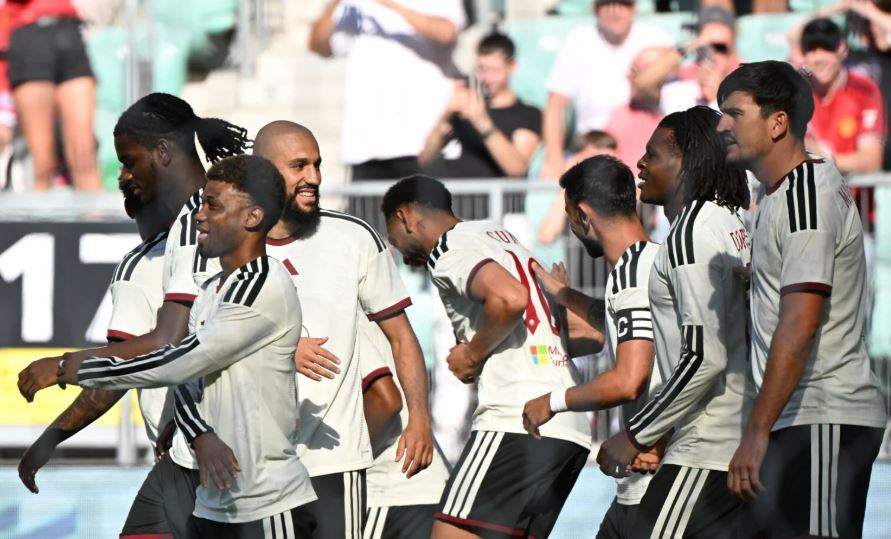Man Utd thua AC Milan 2-4 tại Wroclaw: 4 điểm sáng cùng 3 nỗi lo hàng thủ của HLV Carrick