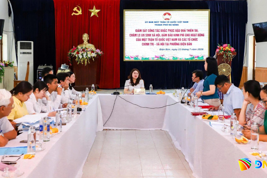 Tăng cường giám sát, tạo sự đồng thuận xã hội