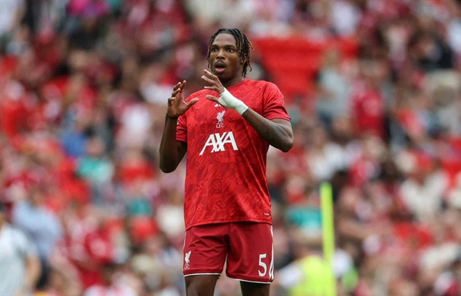 Jeremy Jacquet tỏa sáng ngày ra mắt, Liverpool thắng Como 2-0 trước thềm mùa giải mới