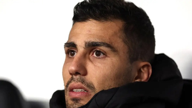 Barcelona chuẩn bị chiêu mộ Rodri thành công, giáng đòn mạnh vào tham vọng của Real Madrid