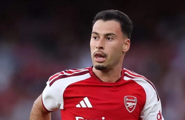 Bài toán thanh lý nan giải của Arsenal: Tương lai Gabriel Martinelli và sao trẻ Hale End
