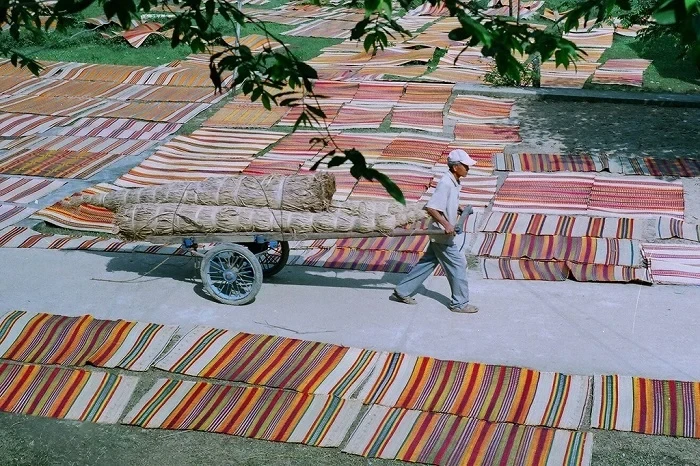 Từ làng, nghề đến “xứ trăm nghề”