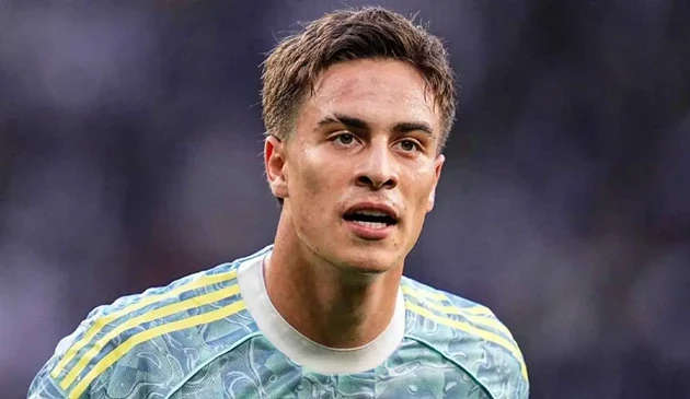 Hụt Julian Alvarez, Arsenal sẵn sàng chi 86 triệu bảng chiêu mộ tài năng Kenan Yildiz