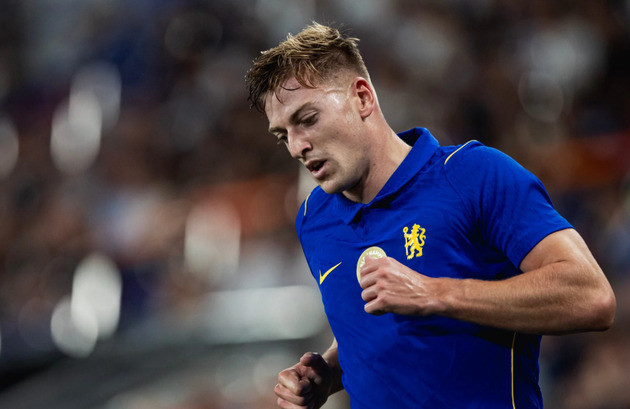 Chelsea tách Liam Delap và Nicolas Jackson khỏi đội một nhằm tinh gọn lực lượng của Xabi Alonso