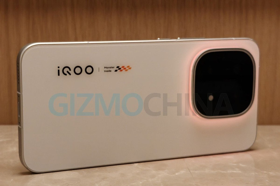 Mẫu smartphone iQOO 16 sở hữu màn hình Samsung độ phân giải 2K cùng tần số quét 165Hz