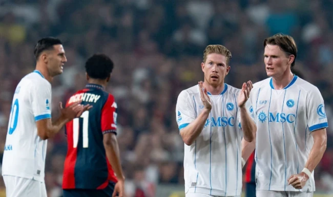 De Bruyne vào sân tỏa sáng rực rỡ giúp Napoli đánh bại Genoa 2-0 trong ngày ra mắt Allegri