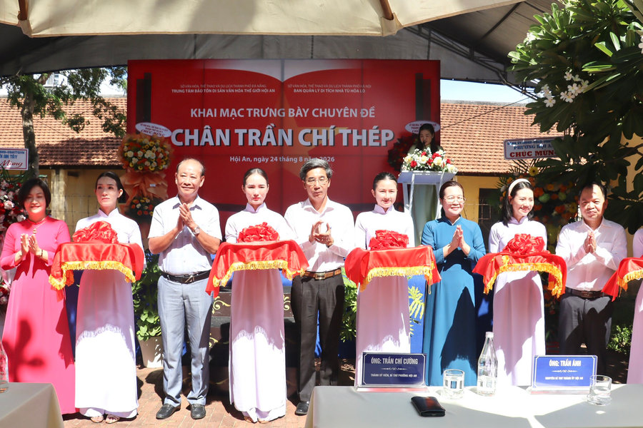Khai mạc trưng bày chuyên đề “Chân trần chí thép” tại di tích Nhà lao Hội An
