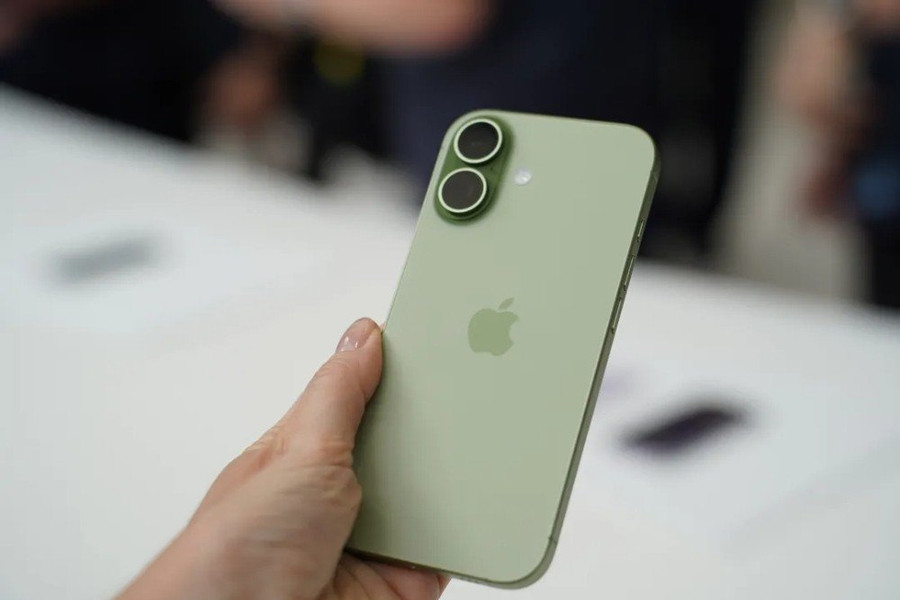 Thị phần smartphone toàn cầu: iPhone 17 giữ ngôi vương nhờ chiến lược thu hẹp khoảng cách