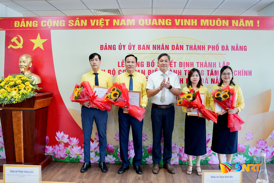 Thành lập Chi bộ cơ quan điều hành Trung tâm tài chính quốc tế tại Đà Nẵng