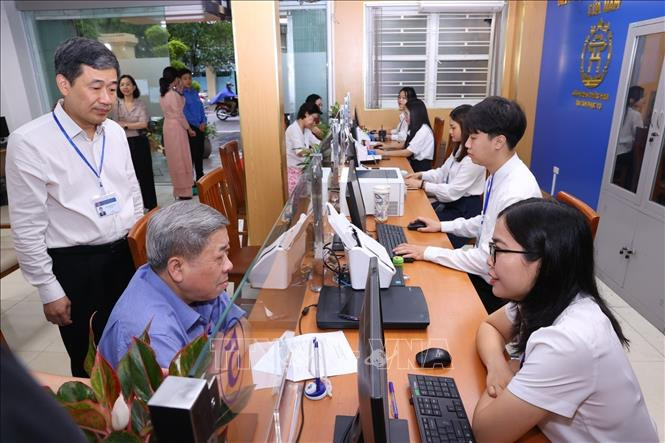 Nghị quyết số 24-NQ/TW: Phát huy tính tiên phong, gương mẫu, dám nghĩ, dám làm của đội ngũ cán bộ