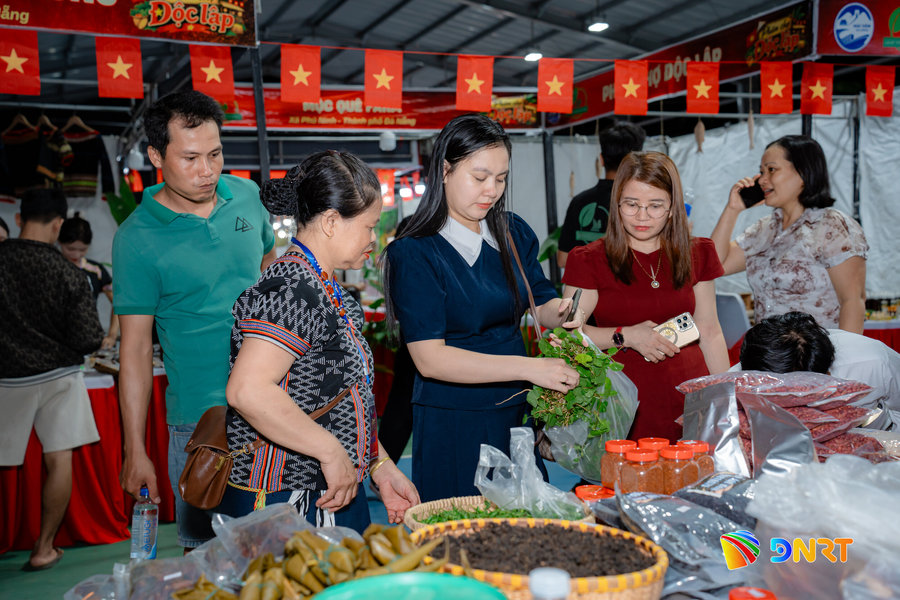 Hải Vân: Hội tụ sắc màu văn hóa, kết nối sản vật địa phương
