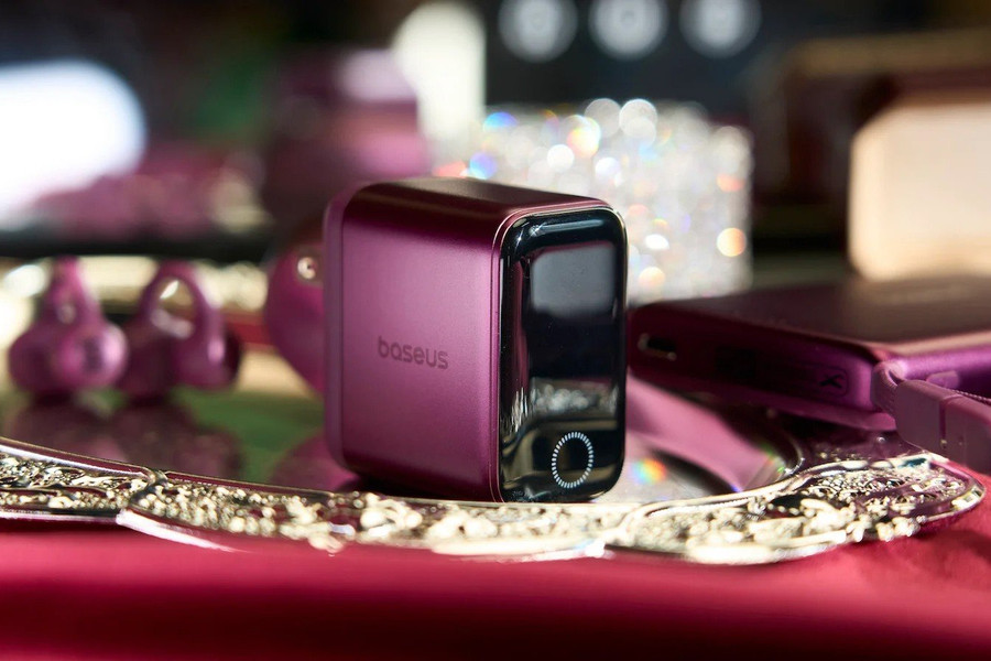 Hệ sinh thái phụ kiện Baseus đón đầu sắc đỏ Dark Cherry trước ngày iPhone 18 Pro ra mắt