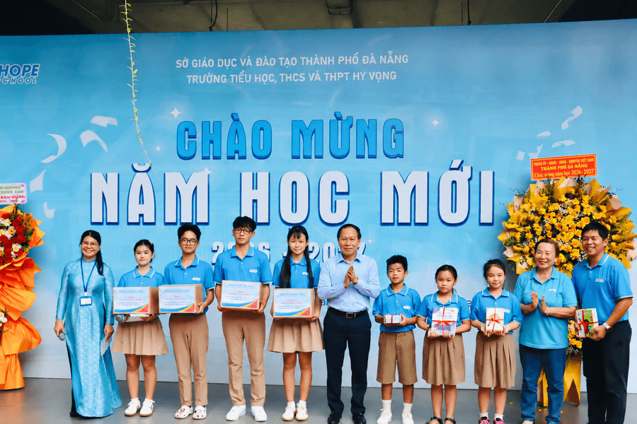 Đà Nẵng: Phó Thủ tướng Chính phủ Lê Tiến Châu thăm Trường Hy Vọng nhân dịp năm học mới 2026 - 2027