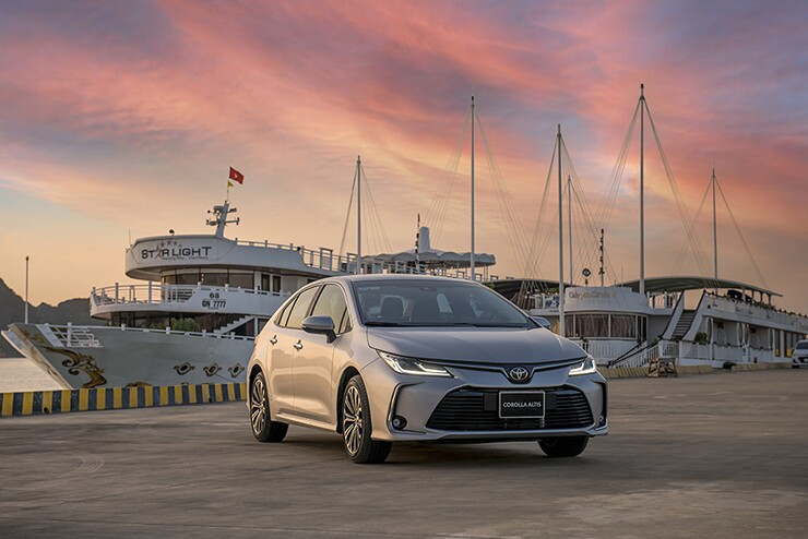 Đánh giá Toyota Corolla Altis 2026: Bảng giá lăn bánh 3 phiên bản cùng thông số kỹ thuật