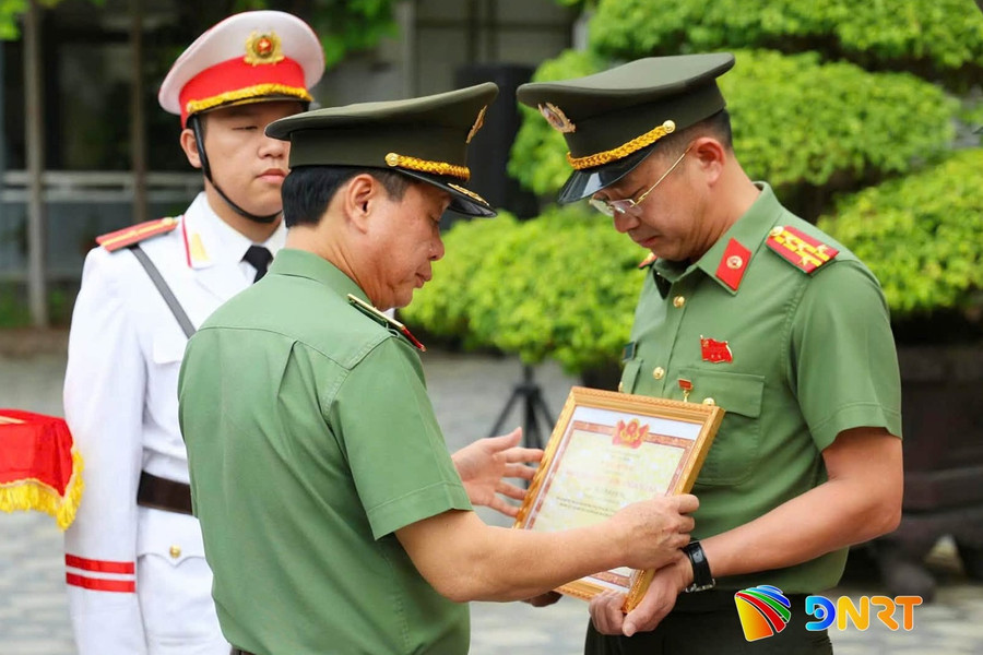 Công an thành phố Đà Nẵng khen thưởng nhiều tập thể, cá nhân