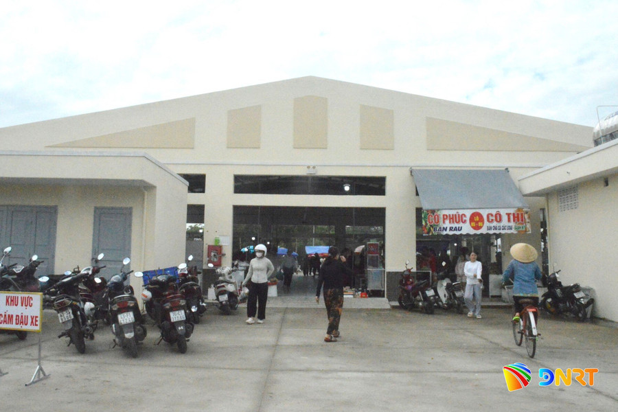 Phường Hải Vân khai trương chợ Hòa Hiệp