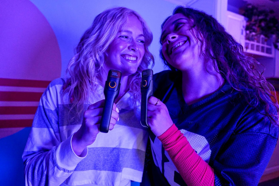 JBL EasySing Mic Mini ra mắt tại Việt Nam: Tích hợp AI tách lời hát, giá từ 3,99 triệu đồng