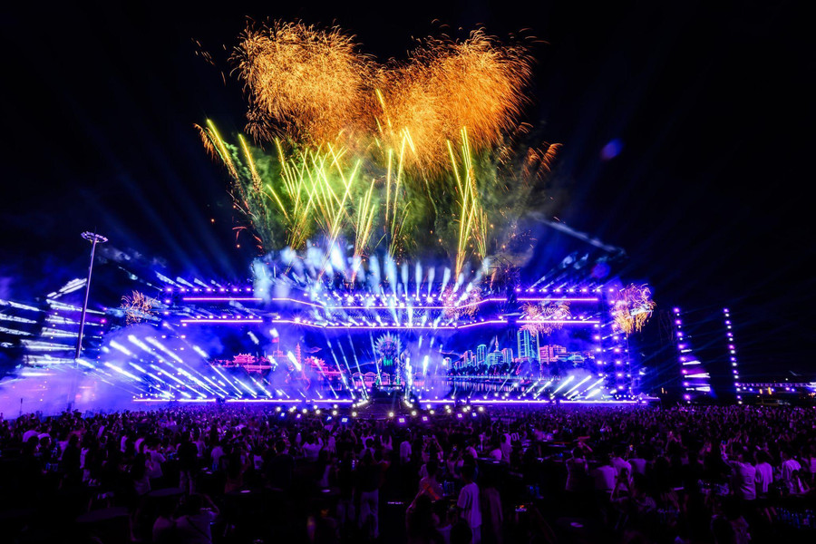 Huế Wonderverse Music Fest 2026 khép lại rực rỡ: Nâng tầm đêm đại nhạc hội di sản Cố đô
