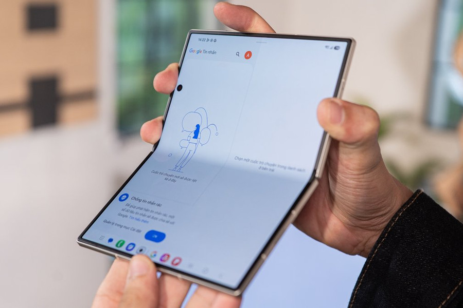Kỹ thuật tinh chỉnh 270 linh kiện giúp Samsung Galaxy Z Fold8 giảm trọng lượng ngoạn mục