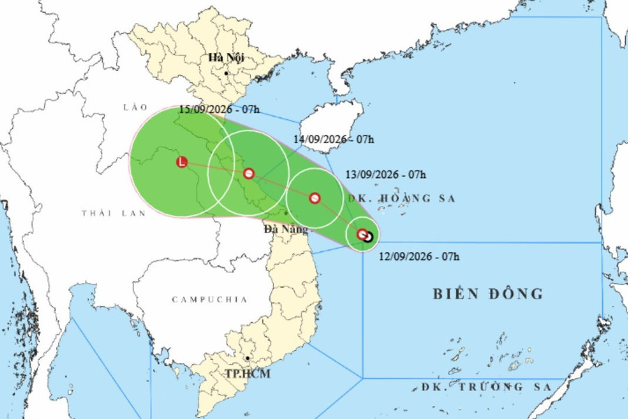 Tropical depression brings heavy rain in Da Nang