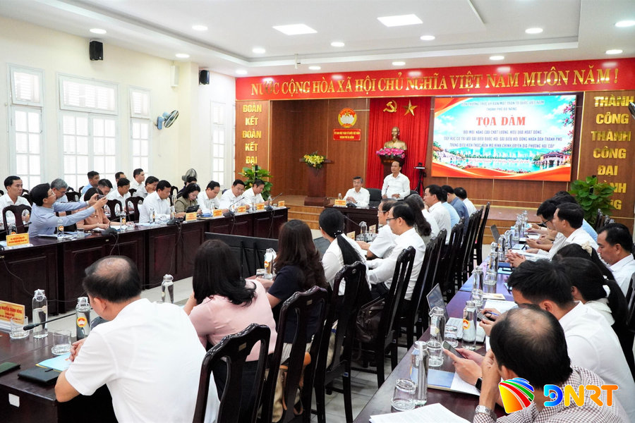 Đổi mới, nâng cao chất lượng tiếp xúc cử tri