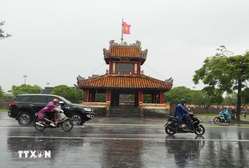 Thời tiết ngày 8/10: Tiếp tục có mưa lớn ở Huế và Đà Nẵng