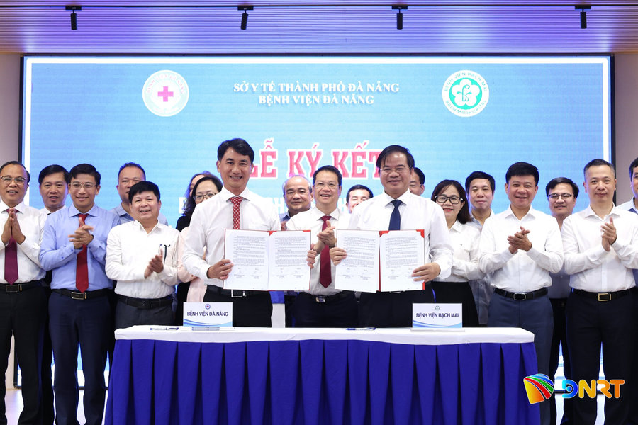 Bệnh viện Đà Nẵng và Bệnh viện Bạch Mai ký kết hợp tác phát triển chuyên môn
