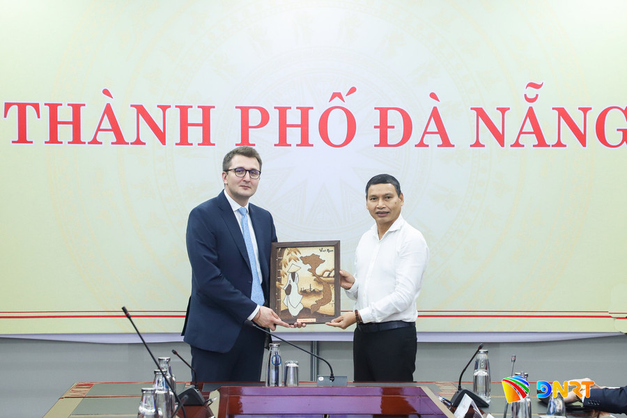 Da Nang expands investment cooperation with Russian Direct Investment Fund